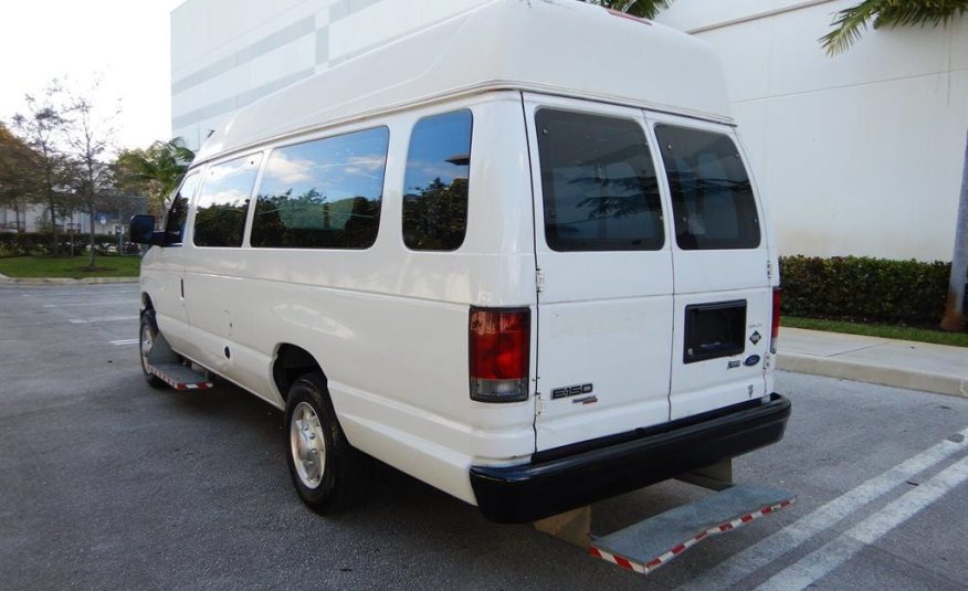 2013 Ford Econoline Cargo Van E-150
