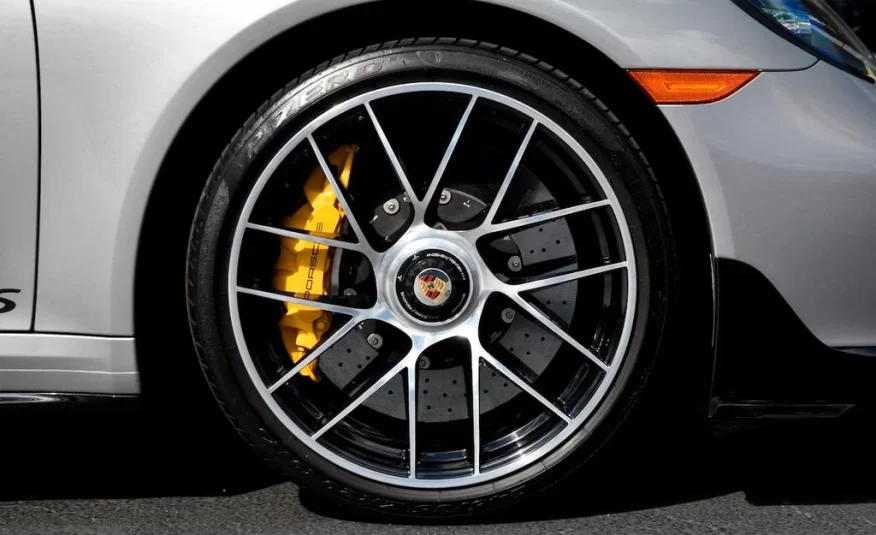 2019 Porsche 911 Turbo S Cabriolet