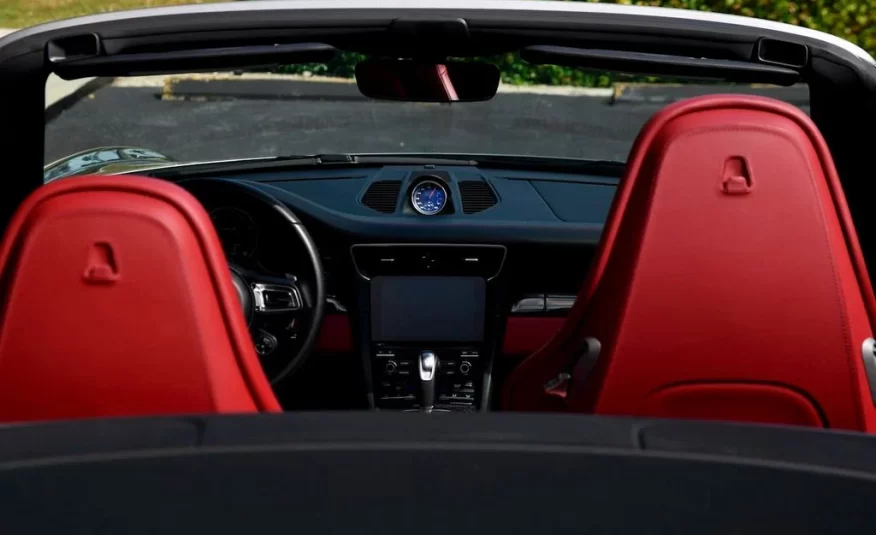 2019 Porsche 911 Turbo S Cabriolet