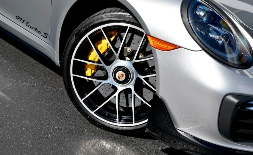 2019 Porsche 911 Turbo S Cabriolet