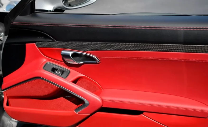 2019 Porsche 911 Turbo S Cabriolet