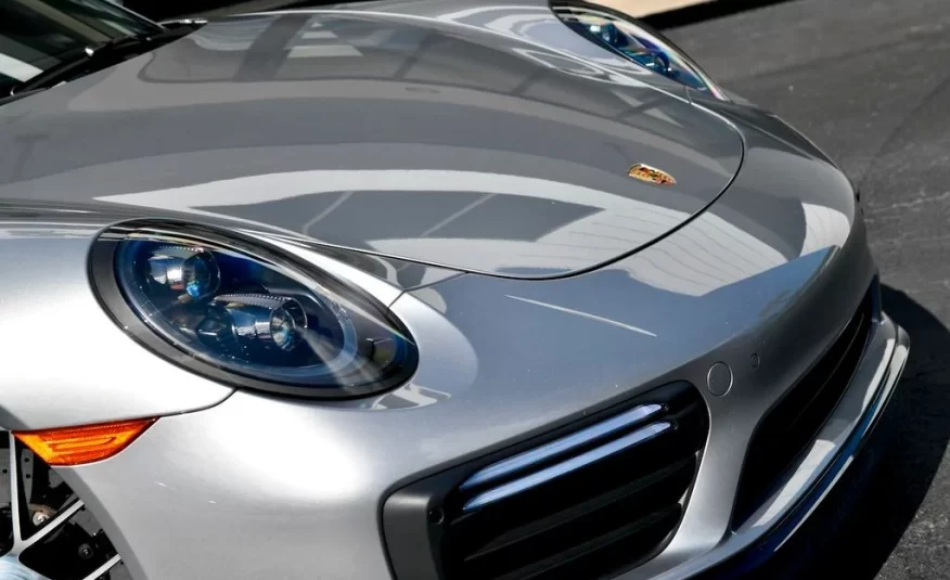 2019 Porsche 911 Turbo S Cabriolet