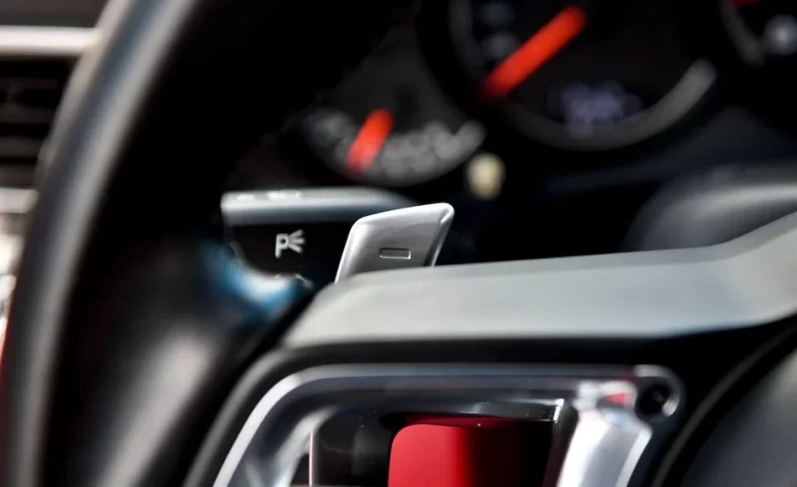 2019 Porsche 911 Turbo S Cabriolet