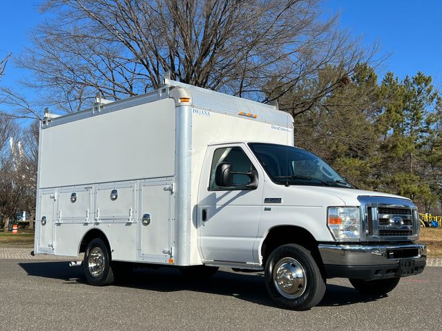 2011 FORD E350 DURACUBE