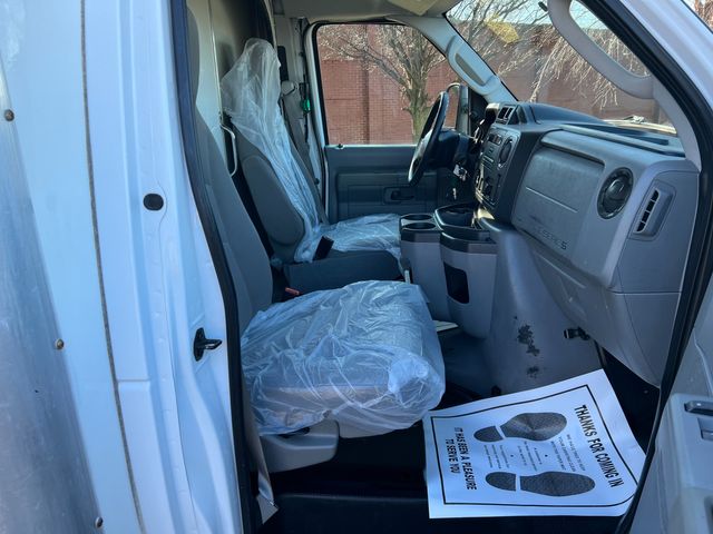 2011 FORD E350 DURACUBE