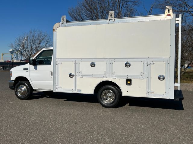 2011 FORD E350 DURACUBE