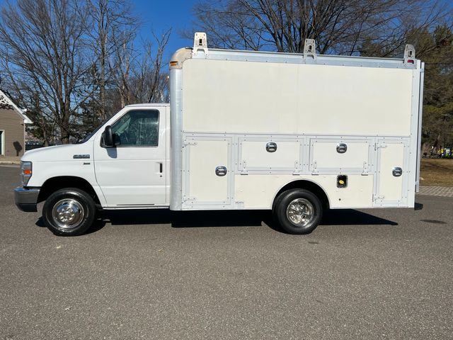 2011 FORD E350 DURACUBE