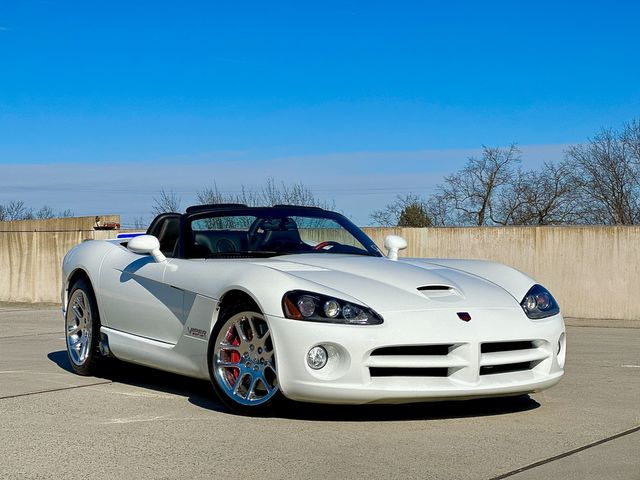 2004 Dodge Viper SRT10