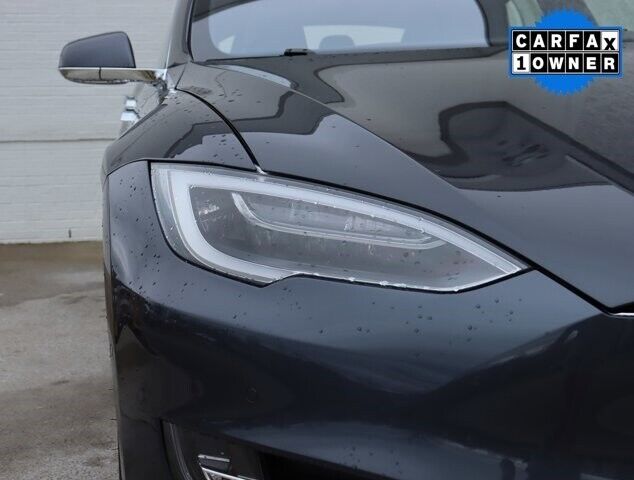 2016 Tesla Model S P90D