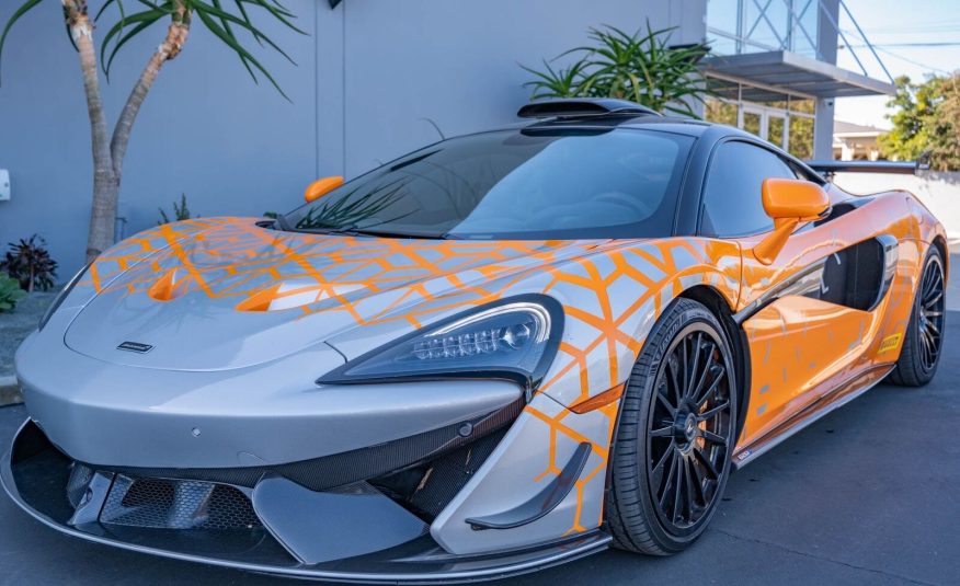 2020 McLaren 620R