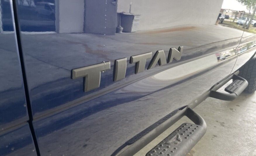 2021 Nissan Titan SV