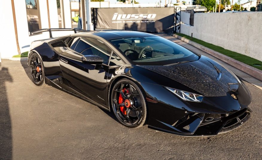 2019 Lamborghini Huracan LP 640-4 Performante