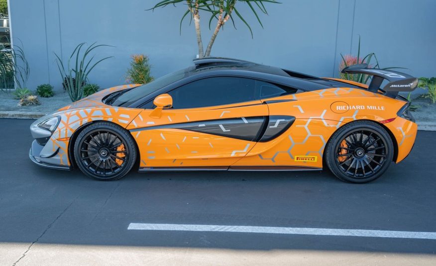 2020 McLaren 620R