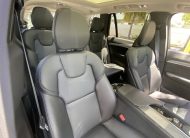 2022 Volvo XC90 T5 Momentum