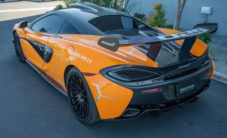 2020 McLaren 620R