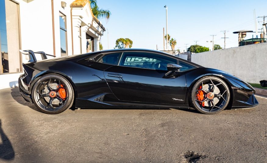 2019 Lamborghini Huracan LP 640-4 Performante