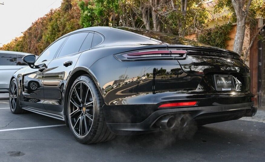 2020 Porsche Panamera GTS