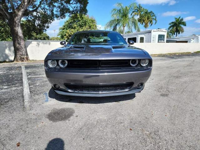 2019 Dodge Challenger SXT Coupe 2D