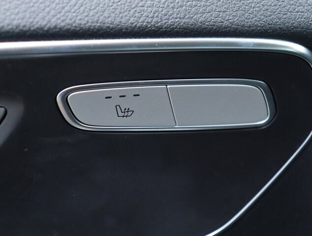 2022 Mercedes-Benz Metris Passenger Van