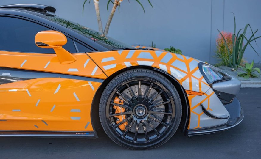 2020 McLaren 620R