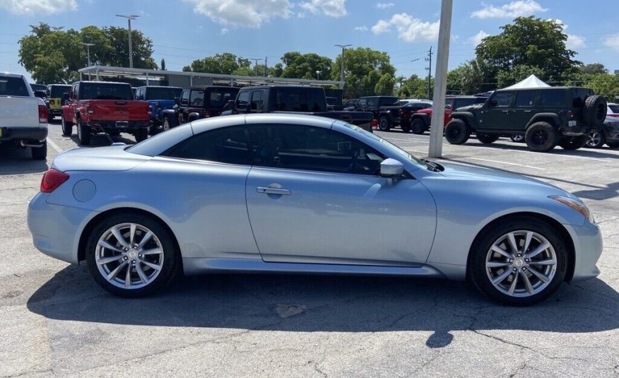 2011 INFINITI G37