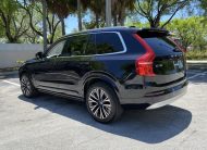 2022 Volvo XC90 T5 Momentum