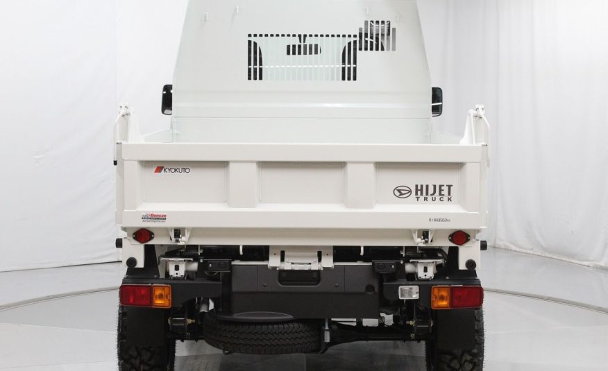 2022 Daihatsu HiJet 4X4 Dump Bed