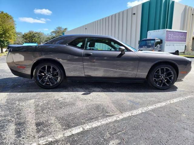 2019 Dodge Challenger SXT Coupe 2D