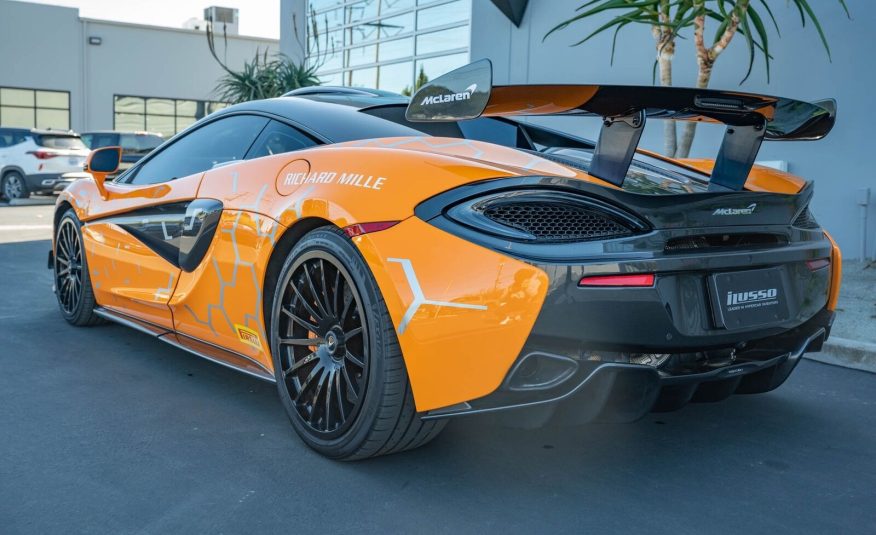 2020 McLaren 620R