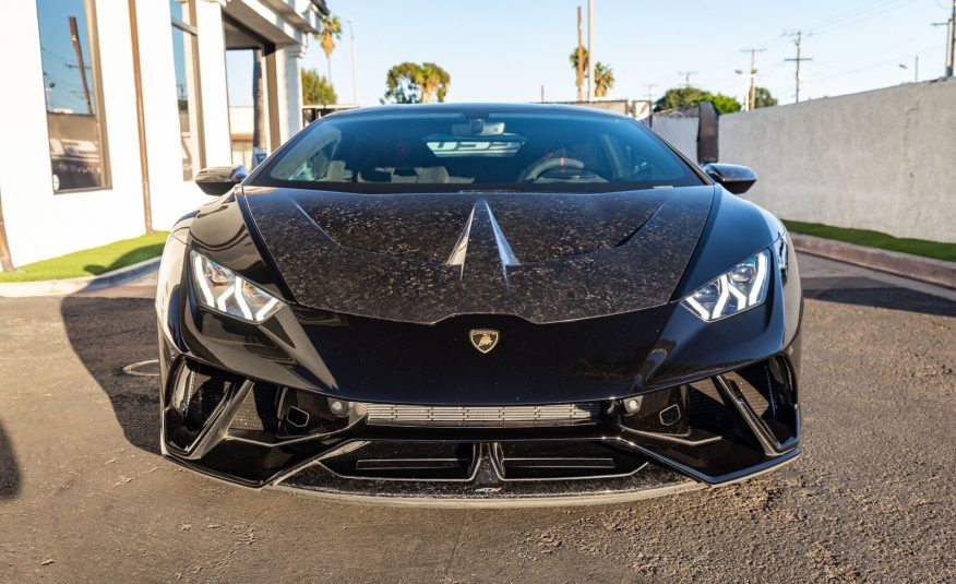 2019 Lamborghini Huracan LP 640-4 Performante