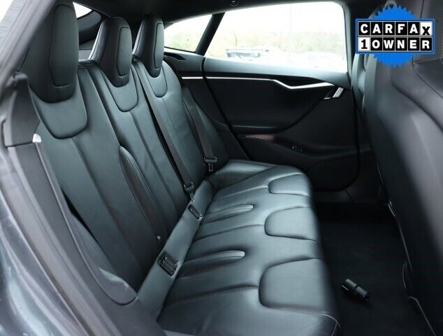 2016 Tesla Model S P90D