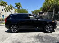 2022 Volvo XC90 T5 Momentum