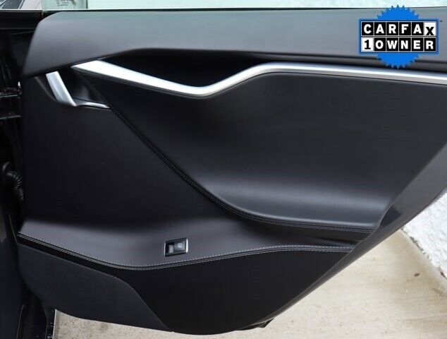 2016 Tesla Model S P90D