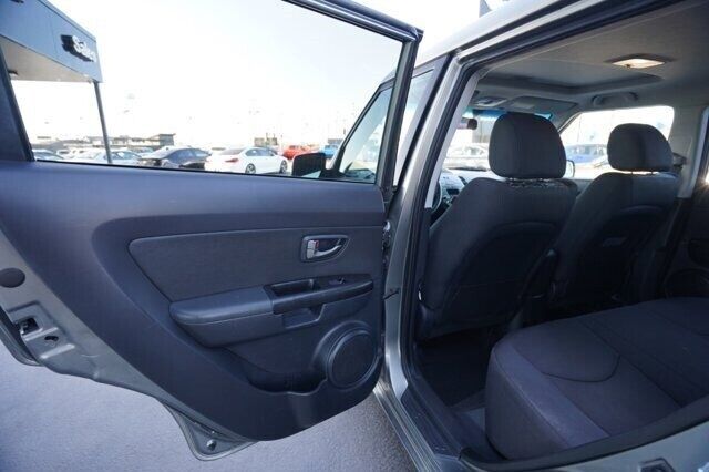 2011 Kia Soul + 4dr Crossover 4A