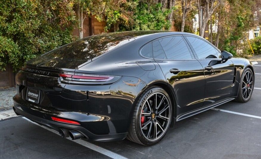 2020 Porsche Panamera GTS