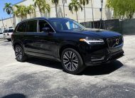 2022 Volvo XC90 T5 Momentum