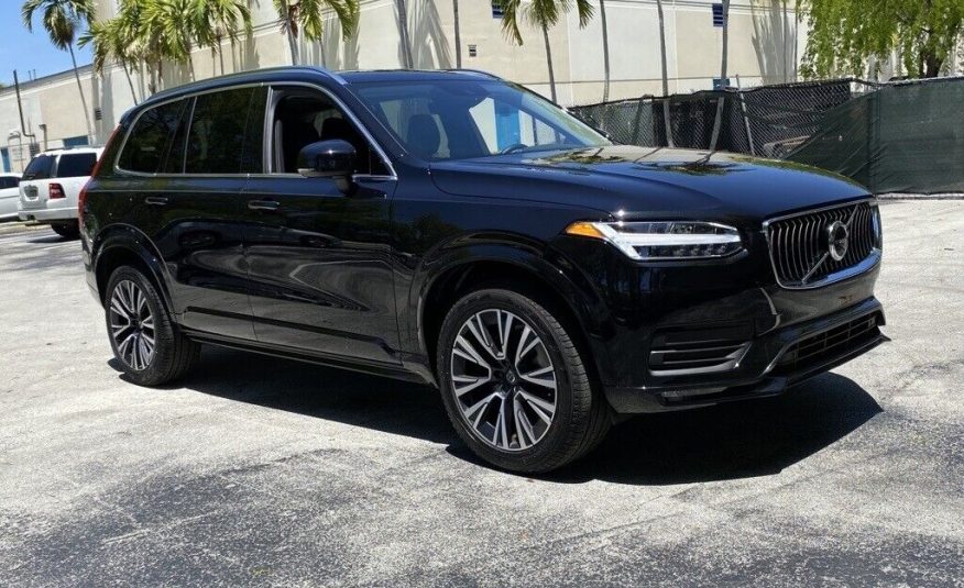 2022 Volvo XC90 T5 Momentum