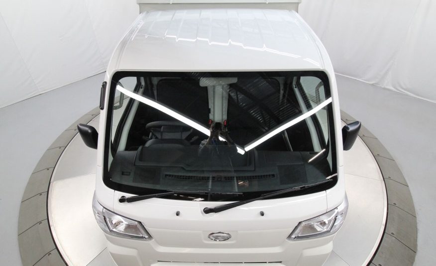 2022 Daihatsu HiJet 4X4 Dump Bed