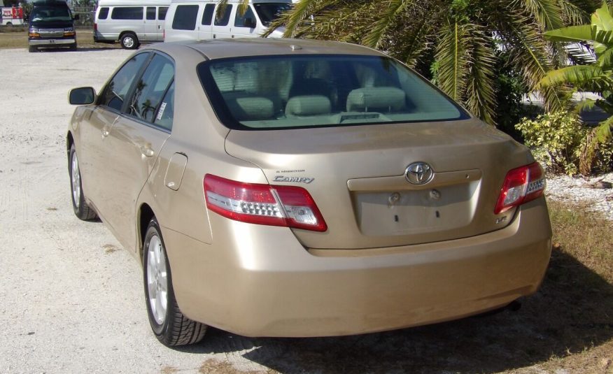 2011 Toyota Camry LE 4dr Sedan 6A