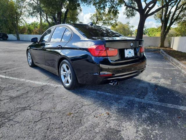 2013 BMW 3-Series 328i Sedan 4D