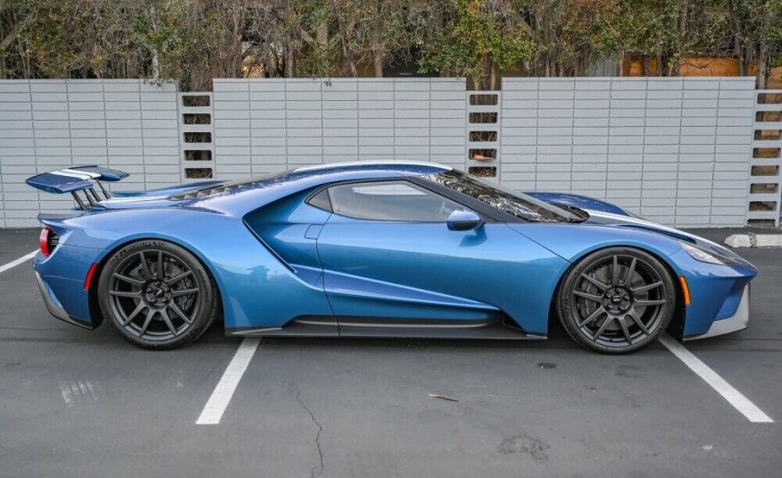 2019 Blue Ford Ford GT