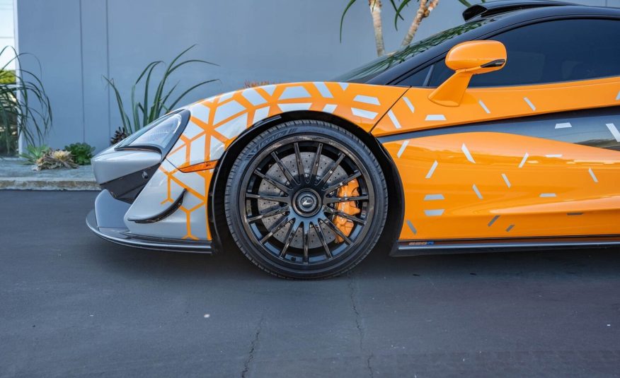 2020 McLaren 620R