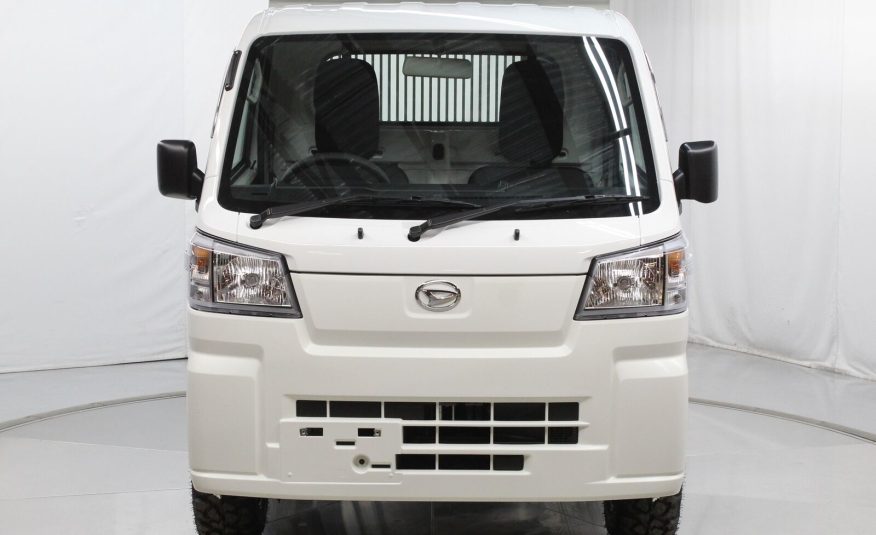 2022 Daihatsu HiJet 4X4 Dump Bed