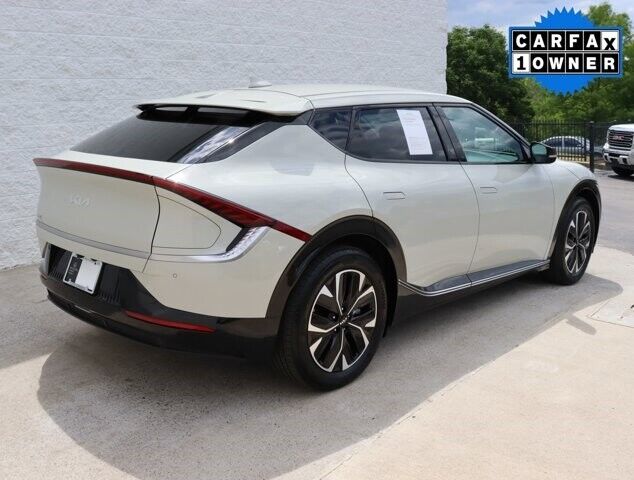 2022 Kia EV6 Wind