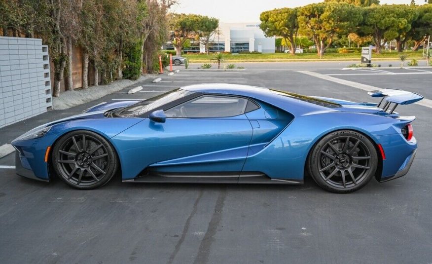 2019 Blue Ford Ford GT