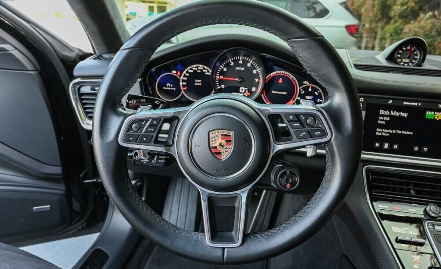 2020 Porsche Panamera GTS