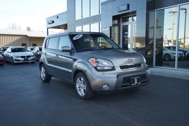 2011 Kia Soul + 4dr Crossover 4A