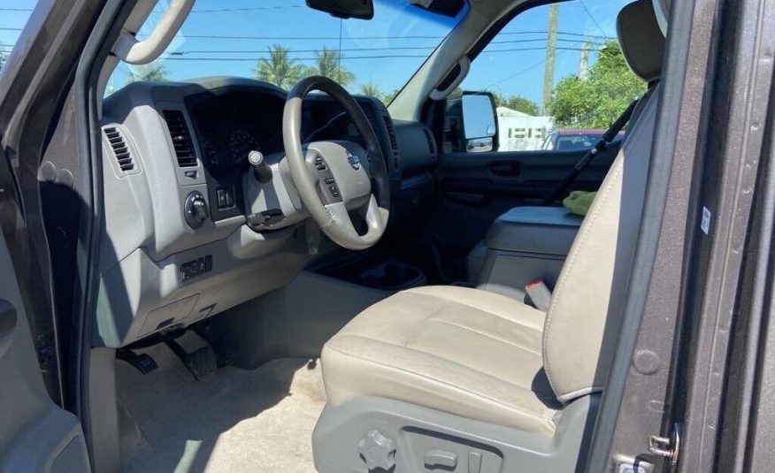 2014 Nissan NV SL