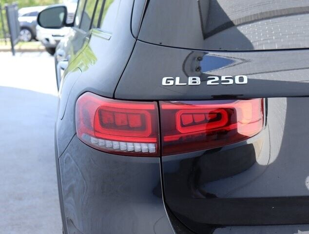 2023 Mercedes-Benz GLB GLB 250