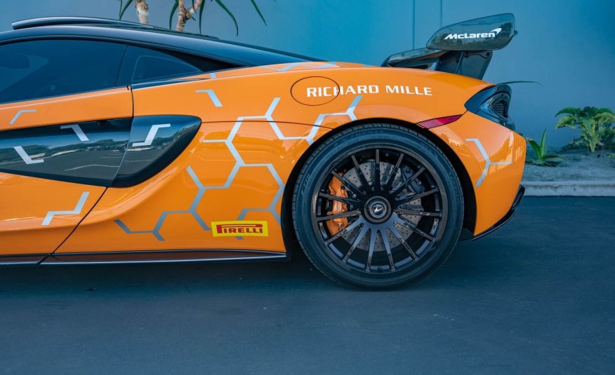 2020 McLaren 620R